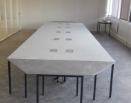Modification tables de réunion existantes et défonçages plateaux